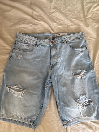 Bershka Shorts Vaqueros Desgastados Azules