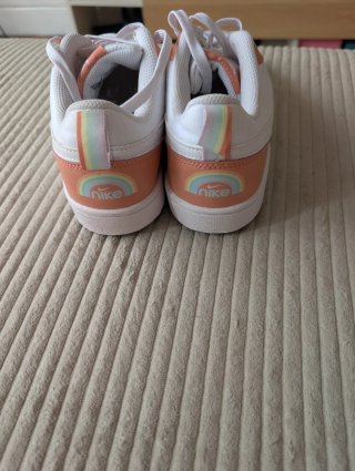 Zapatillas Nike Blancas y Naranja Nuevas