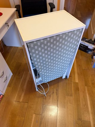 Mueble planchar con plancha incluida