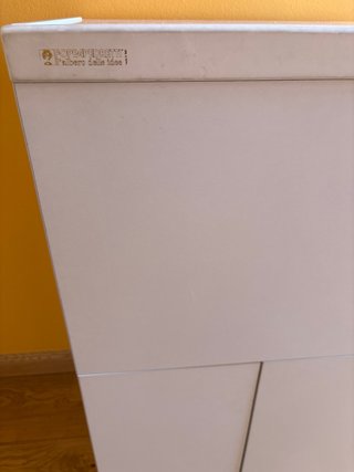 Mueble planchar con plancha incluida