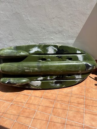 Kayak de pesca verde