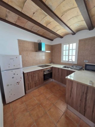 Se vende parcela con apartamento en Chiclana
