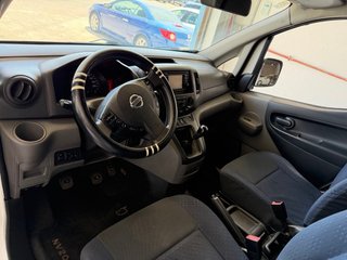 Nissan NV200 2014 DOBLE PUERTA LATERAL