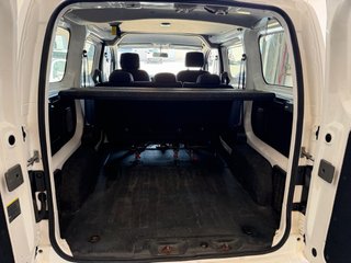 Nissan NV200 2014 DOBLE PUERTA LATERAL