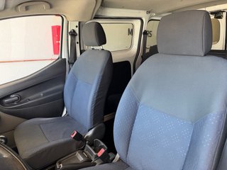Nissan NV200 2014 DOBLE PUERTA LATERAL