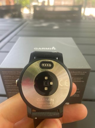 Garmin vivoactive 3 Plata