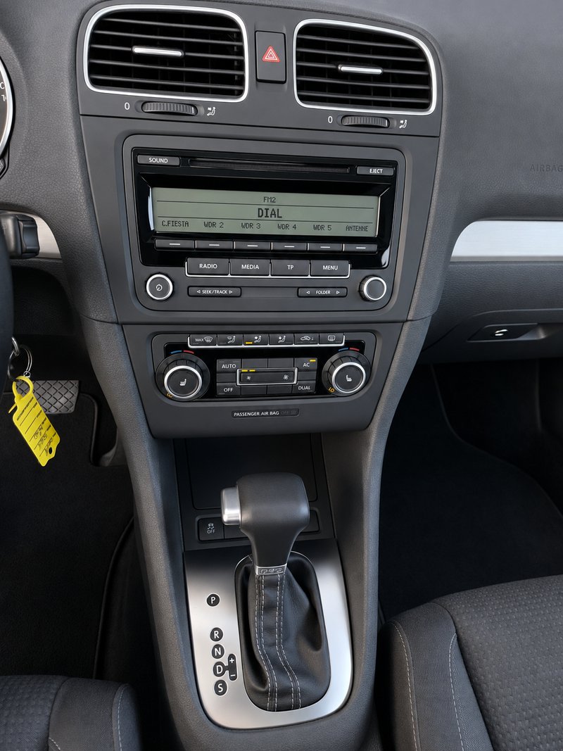 Volkswagen Golf VI 1.2 TSI Advance Rabbit 3p / 5p 2012, foto 26