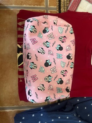 Lote Pijamas y Neceser Minnie Mouse Disney