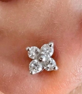 Pendientes SUÁREZ Oro Blanco Diamantes Flor