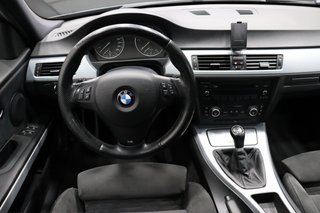 BMW 330d E91 Pack M 6 vel.