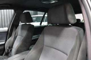 BMW 330d E91 Pack M 6 vel.
