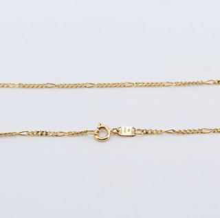 Cadena de oro de 18k. Peso: 5.46 gr.