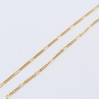 Cadena de oro de 18k. Peso: 5.46 gr.
