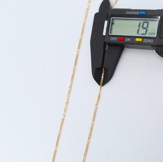 Cadena de oro de 18k. Peso: 5.46 gr.