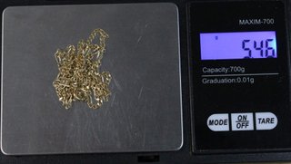 Cadena de oro de 18k. Peso: 5.46 gr.
