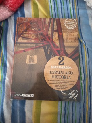 Espainiako historia, 2 batxilergoa, Mundua helburu