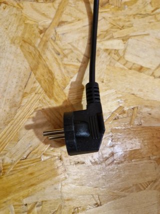 Tostadora Amazon Basics Negra 4 rebanadas