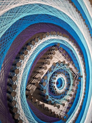 Cuadro String Art hecho a mano