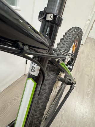 Llanta Maxxis 26x2.35