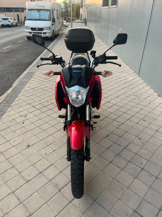Honda CB 125 Roja 2019