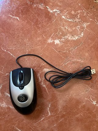 Ratón USB Negro y Plateado