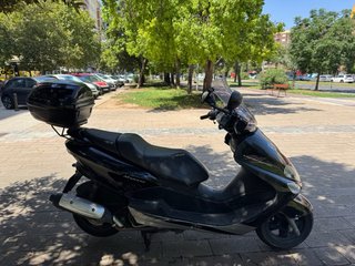 Yamaha Majesty 125cc Scooter Negra