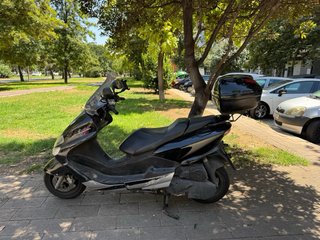 Yamaha Majesty 125cc Scooter Negra