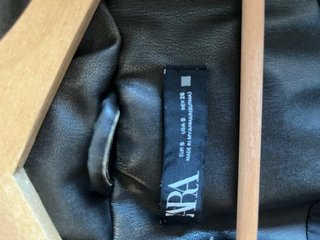 Abrigo acolchado Zara Talla S color verde gris