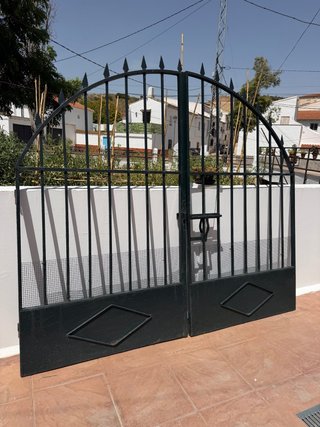 Puerta para calle