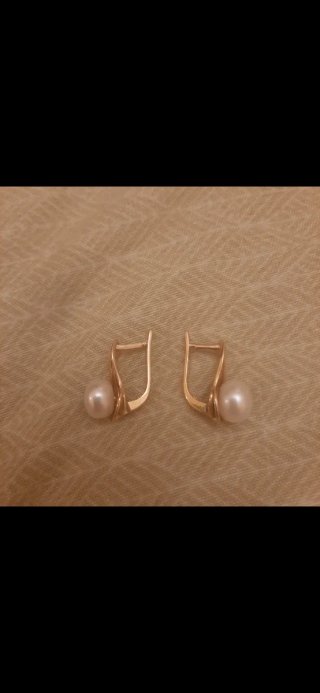 Pendientes Oro con Perla.
