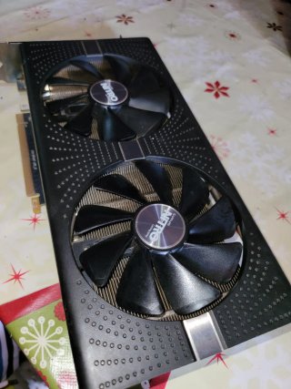 Sapphire Nitro+ RX 570 4GB GDDR5