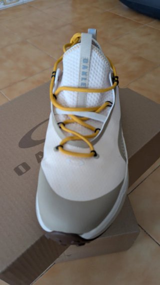 Zapatillas Oakley Light Shield, Talla 44. Nuevas