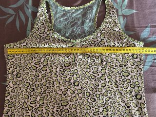 Camiseta tirantes estampado leopardo