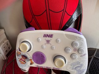 Mando IINE Nintendo Switch One Piece
