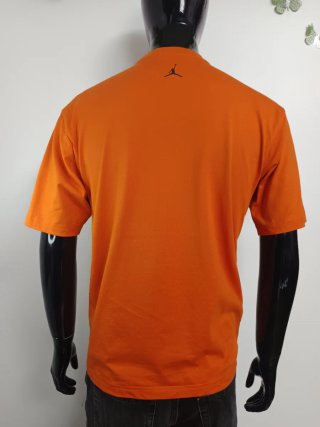Camiseta Jordan Talla M Naranja