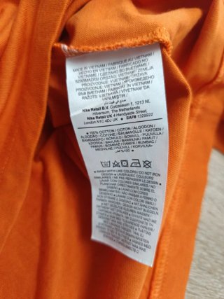 Camiseta Jordan Talla M Naranja