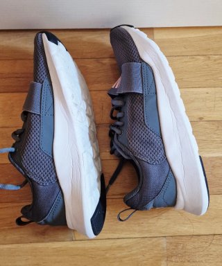 Zapatillas Puma Gris y Rosa Talla 37