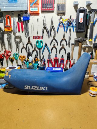 Asiento Suzuki DR Big 50