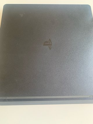 Ps4 Slim 1TB Negra + 2 Mandos