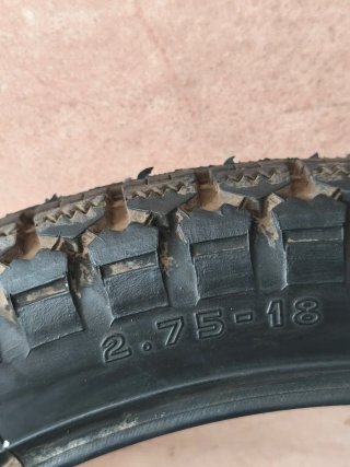 Neumático Pirelli 2.75-18