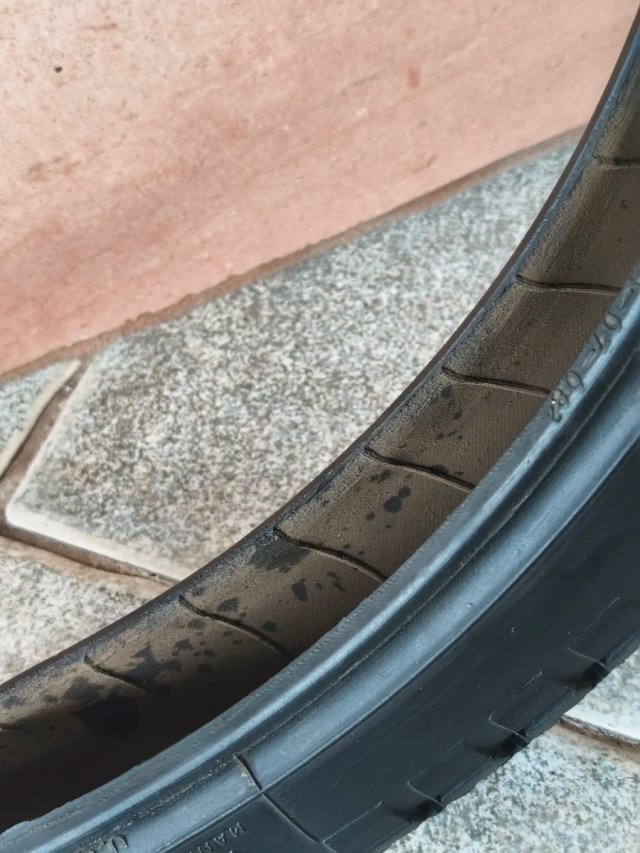 Neumático Pirelli 2.75-18