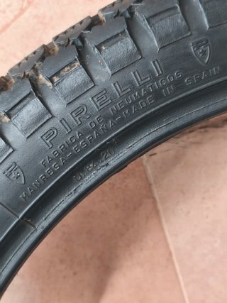 Neumático Pirelli 2.75-18