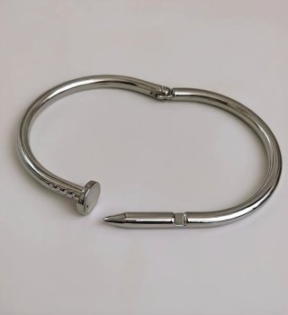 Pulsera Rígida Clavo Plateada