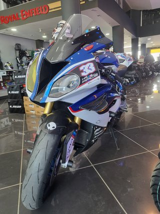BMW S1000RR Deportiva Azul/Blanca