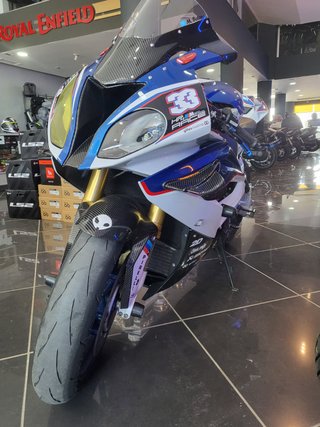 BMW S1000RR Deportiva Azul/Blanca