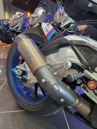 BMW S1000RR Deportiva Azul/Blanca