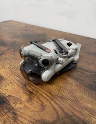 Dron DJI Mini 4 Pro