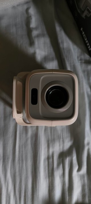 Proyector LYNCAST LumeCube 300 FHD HDMI