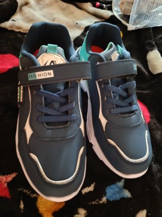 Zapatillas deportivas niño azul sin usar