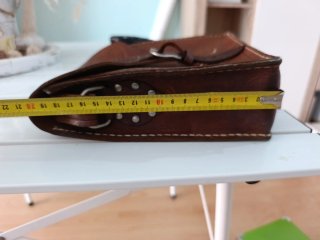 Bolso de cuero marrón